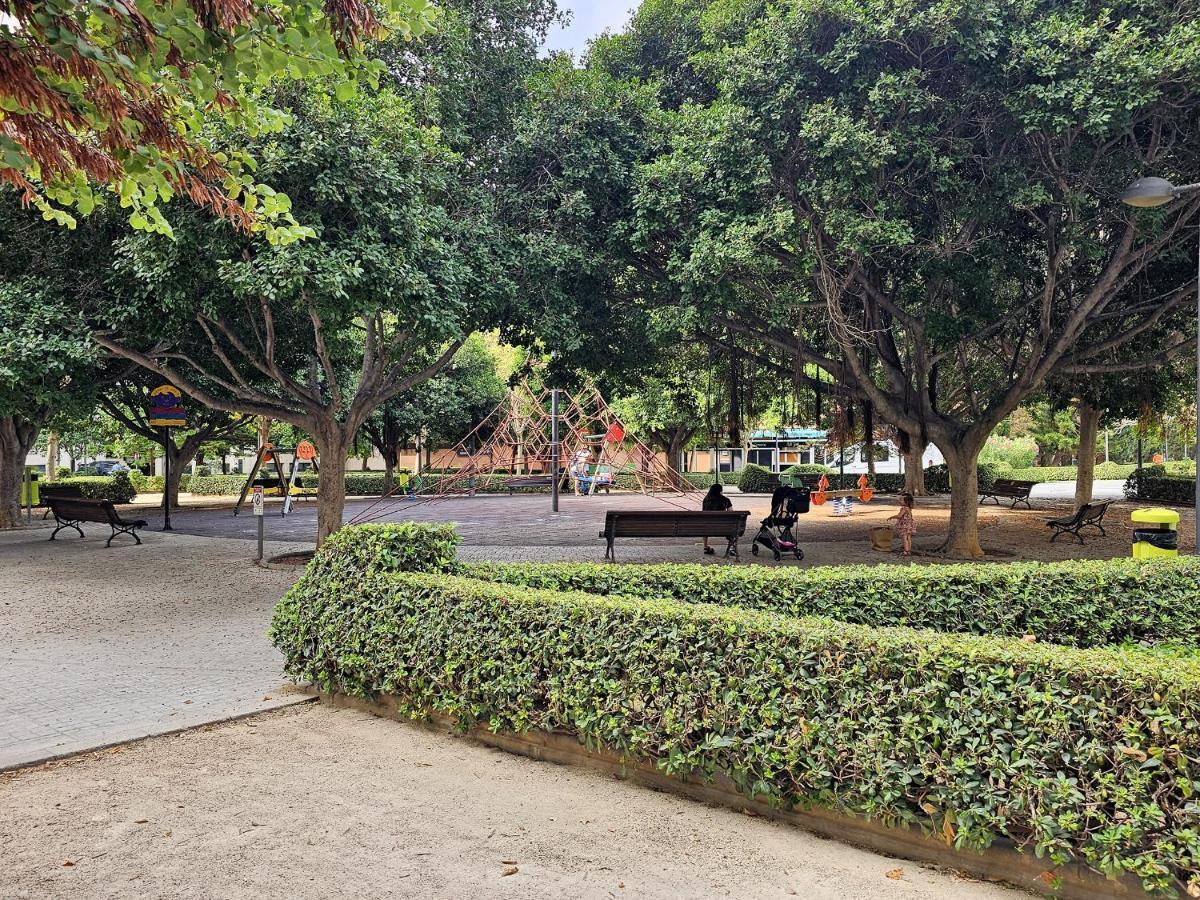 Apartamentos Las Ciencias V Valencia Buitenkant foto